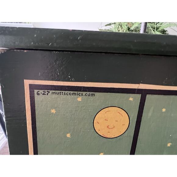 Earl and the Moon Wood Stash Crate Box Decoupage MUTTS Comic Strip 2004 Y2K - Picture 6 of 14